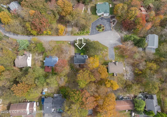 Photo 4 of Single Family Residence at 2039 Skyview Ter, Tobyhanna, PA 18466 | MLS# PM-136155 | | Sold on 2025-12-15