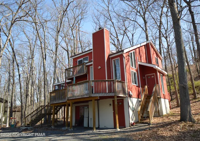 Photo 1 of Single family home for sale at 128 Ashley Ct, Bushkill, PA 18324 | MLS# PM-136362 | Listing updated on 2026-04-20
