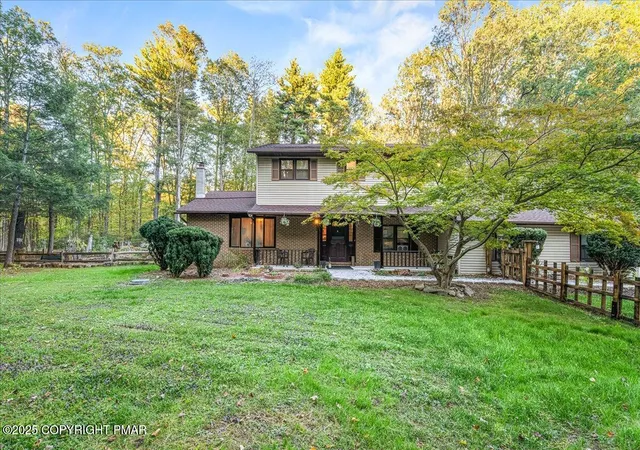 Photo 1 of Single Family Residence at 150 Longwoods Dr, Saylorsburg, PA 18353 | MLS# PM-136208 | | Sold on 2025-11-21