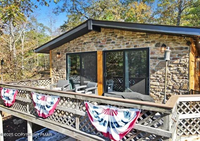 Photo 3 of Single family home for sale at 6384 Lakeshore Dr E, East Stroudsburg, PA 18302 | MLS# PM-136222 | Listing updated on 2025-10-14