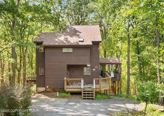 Photo 1 of Single family home for sale at 1021 Hampstead Rd, Bushkill, PA 18324 | MLS# PM-136225 | Listing updated on 2025-10-03
