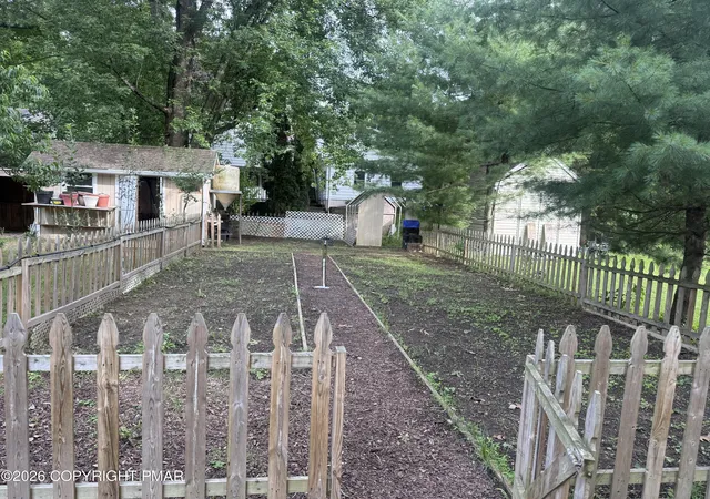 41st image of 255 E Broad St, East Stroudsburg, PA 18301 | MLS# PM-136245