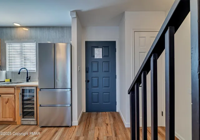 Photo 3 of Townhouse for sale at 125 Cross Country Ln, Tannersville, PA 18372 | MLS# PM-136356 | Listing updated on 2025-10-09