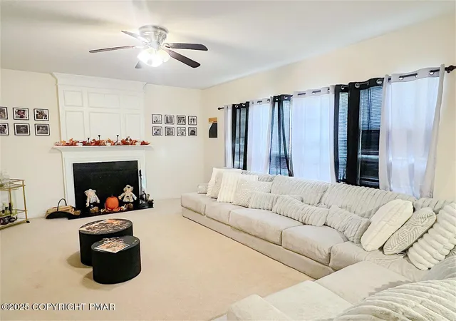 Photo 4 of Single family home for sale at 1649 Thorndale Rd #70, Breinigsville, PA 18031 | MLS# PM-136330 | Listing updated on 2026-04-06