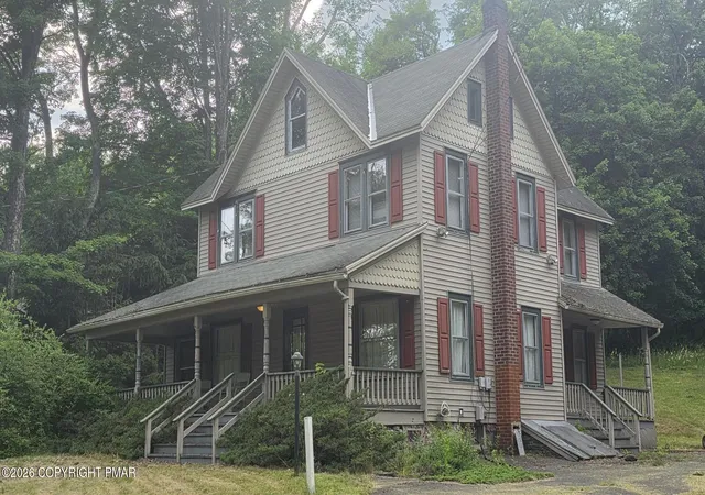 Homes for sale in Cresco, PA | 1255 Pa 390, Cresco, PA 18326 | MLS# PM-142436