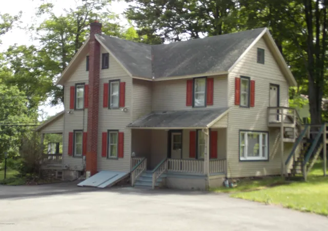 Homes for sale in Cresco, PA | 1255 Pa-390, Cresco, PA 18326 | MLS# PM-142436
