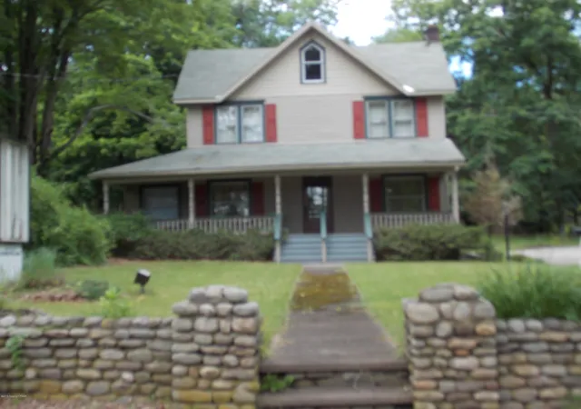 Homes for sale in Cresco, PA | 1255 Pa-390, Cresco, PA 18326 | MLS# PM-142436