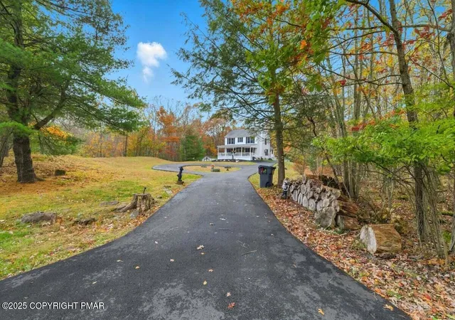 Photo 2 of Single family home for sale at 30 Ledgewood Ct 12, East Stroudsburg, PA 18302 | MLS# PM-136710 | Listing updated on 2025-10-22