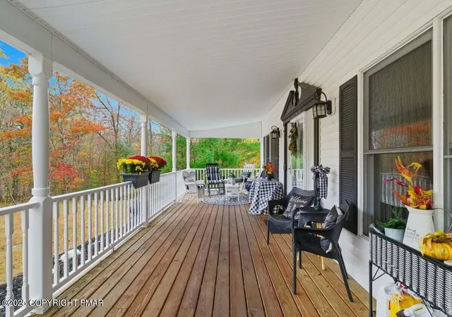Photo 4 of Single family home for sale at 30 Ledgewood Ct 12, East Stroudsburg, PA 18302 | MLS# PM-136710 | Listing updated on 2025-10-22