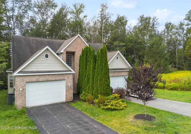 Photo 1 of Townhouse for sale at 32 Pine Tree Dr # L4B, Covington Township, PA 18424 | MLS# PM-136522 | Listing updated on 2025-10-29