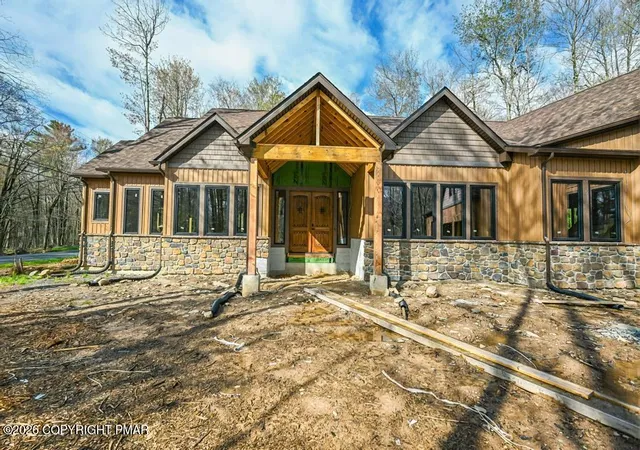Homes for sale in Pocono Pines, PA | 105 Boones Trl, Pocono Pines, PA 18350 | MLS# PM-136610