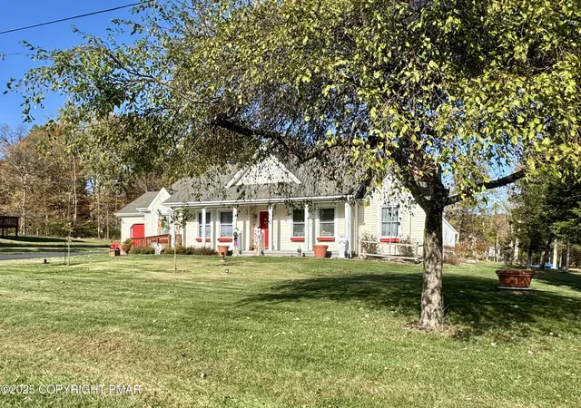 Photo 2 of Sale Pending at 17 Brahms Ct, East Stroudsburg, PA 18301 | MLS# PM-136612 | Listing updated on 2025-10-29