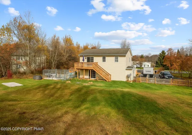 Homes for sale in Blakeslee, PA | 204 Center Dr, Blakeslee, PA 18610 | MLS# PM-136809