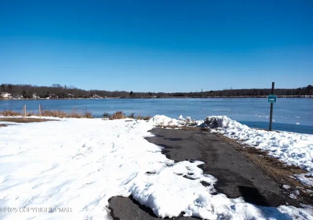 Photo 91 of Single family home for sale at 5186 Hummingbird Dr, Tobyhanna, PA 18466 | MLS# PM-137369 | Listing updated on 2026-01-14
