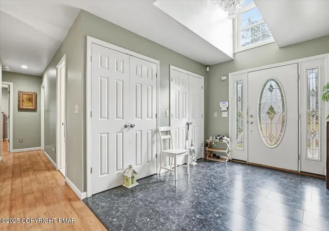 Photo 5 of Single family home for sale at 4108 Manor Dr, Stroudsburg, PA 18360 | MLS# PM-137202 | Listing updated on 2025-12-03