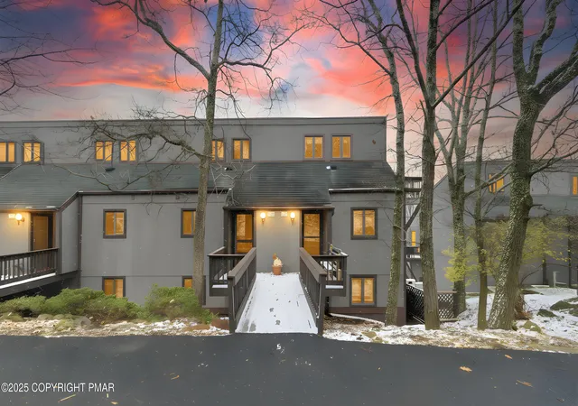 Homes for sale in Tannersville, PA | 182 Upper Village Way, Tannersville, PA 18372 | MLS# PM-137218