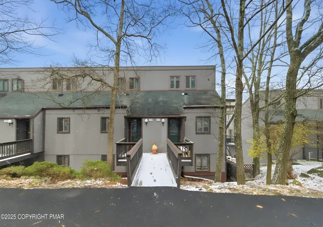 Homes for sale in Tannersville, PA | 182 Upper Village Way, Tannersville, PA 18372 | MLS# PM-137218