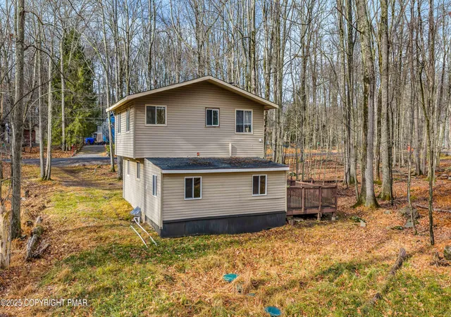 Photo 2 of Single family home for sale at 162 Selig Rd, Pocono Lake, PA 18347 | MLS# PM-137495 | Listing updated on 2025-11-25