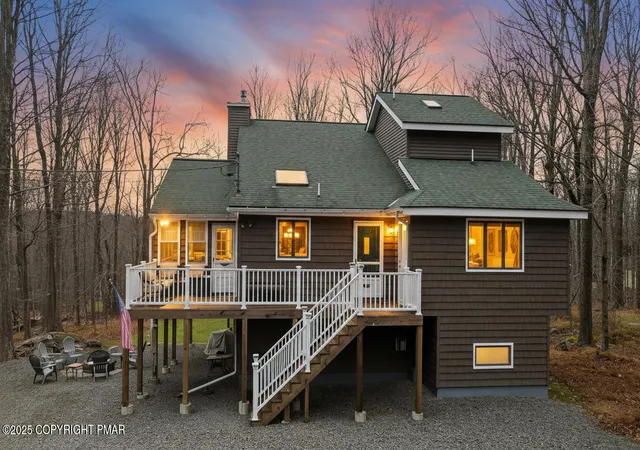 Photo 1 of Single Family Residence at 33 Sunset Dr, Covington Township, PA 18424 | MLS# PM-137342 | | Sold on 2026-01-09