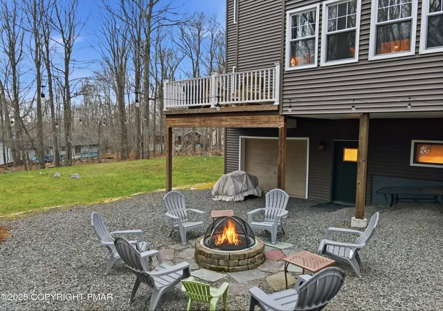 Photo 3 of Single Family Residence at 33 Sunset Dr, Covington Township, PA 18424 | MLS# PM-137342 | | Sold on 2026-01-09