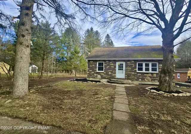 Homes for sale in Blakeslee, PA | 4080 Route 115, Blakeslee, PA 18610 | MLS# PM-137376