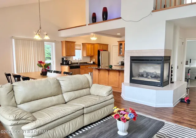 3rd image of 64 Longview Dr Dr, Lake Harmony, PA 18624 | MLS# PM-137625