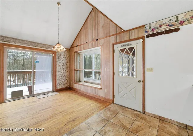 Photo 4 of Single family home for sale at 5695 Decker Rd, Bushkill, PA 18324 | MLS# PM-137833 | Listing updated on 2026-02-16