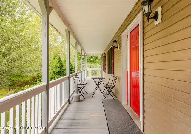 Homes for sale in Albrightsville, PA | 147 Dogwood Ter, Albrightsville, PA 18210 | MLS# PM-137855