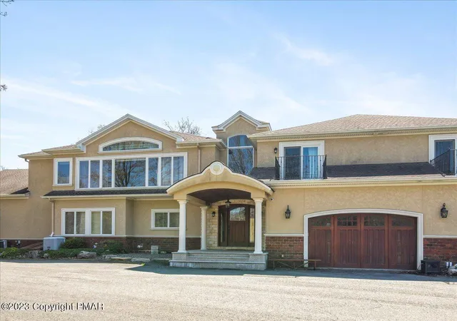Homes for sale in Blakeslee, PA | 2176 Stony Run Pl, Blakeslee, PA 18610 | MLS# PM-137876