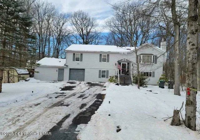 Photo 1 of Single family home for sale at 1074 7 Nations Dr, Tobyhanna, PA 18466 | MLS# PM-137902 | Listing updated on 2026-01-10