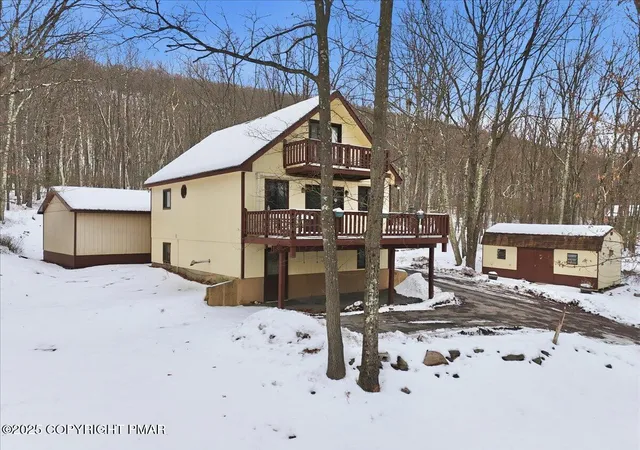 Photo 2 of Single Family Residence at 704 Rainbow Ter, Effort, PA 18330 | MLS# PM-137957 |  | Sold on 2026-05-01