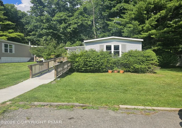 Photo 2 of Manufactured home for sale at 145 Gold Ln, Stroudsburg, PA 18360 | MLS# PM-137949 | Listing updated on 2026-09-01
