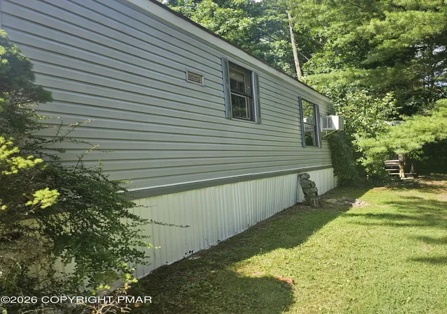 Photo 4 of Manufactured home for sale at 145 Gold Ln, Stroudsburg, PA 18360 | MLS# PM-137949 | Listing updated on 2026-09-01