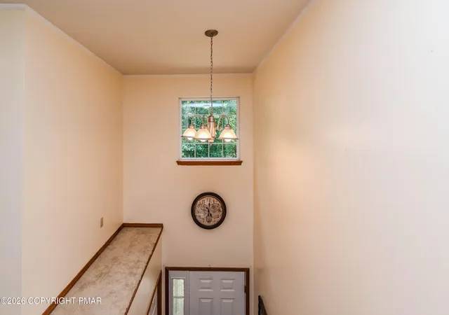 Photo 3 of Single family home for sale at 3290 Bluebird Dr, Bushkill, PA 18324 | MLS# PM-137976 | Listing updated on 2026-10-05