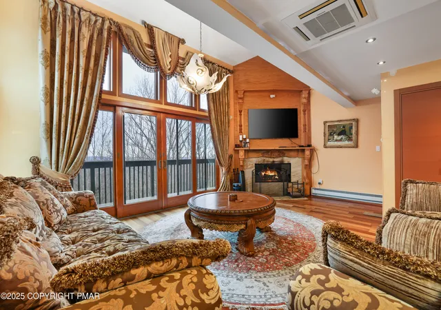 Homes for sale in Tannersville, PA | 298 Overlook Wy, Tannersville, PA 18372 | MLS# PM-137994