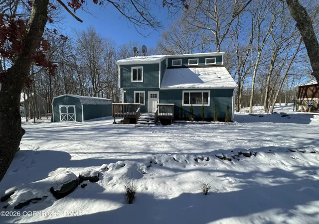 Photo 1 of Single family home for sale at 147 Pocono Blvd, Bushkill, PA 18324 | MLS# PM-138022 | Listing updated on 2026-01-03
