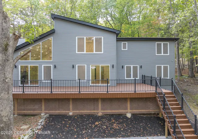 Photo 5 of Single Family Residence at 5806 Decker Rd, Bushkill, PA 18324 | MLS# PM-138016 |  | Sold on 2026-04-24