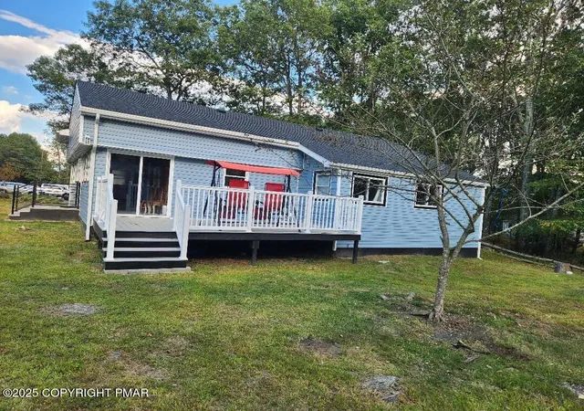 Photo 2 of Single family home for sale at 22 Mountain Top Rd, East Stroudsburg, PA 18302 | MLS# PM-138089 | Listing updated on 2026-03-05