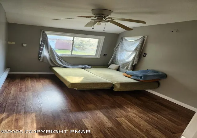 Photo 4 of Single family home for sale at 22 Mountain Top Rd, East Stroudsburg, PA 18302 | MLS# PM-138089 | Listing updated on 2026-03-05