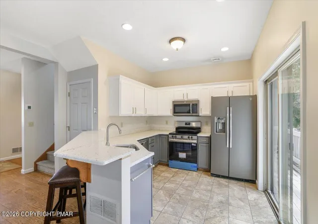 Homes for sale in Tannersville, PA | 132 Laurel Ct, Tannersville, PA 18372 | MLS# PM-138093