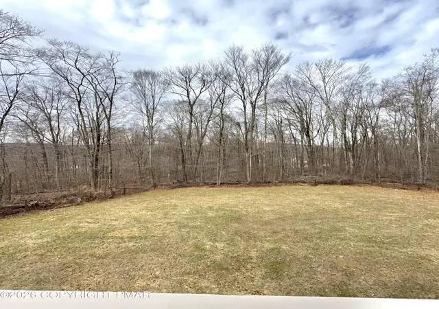 Homes for sale in Blakeslee, PA | 129 Doria Dr, Blakeslee, PA 18610 | MLS# PM-138130