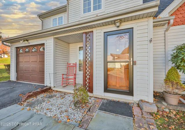 Photo 3 of Single Family Residence at 319 W Windsor Rd, Saylorsburg, PA 18353 | MLS# PM-138169 |  | Sold on 2026-02-20