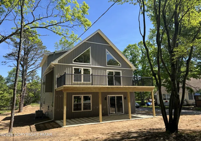 Homes for sale in Albrightsville, PA | 409 Towamensing Trl, Albrightsville, PA 18210 | MLS# PM-138975