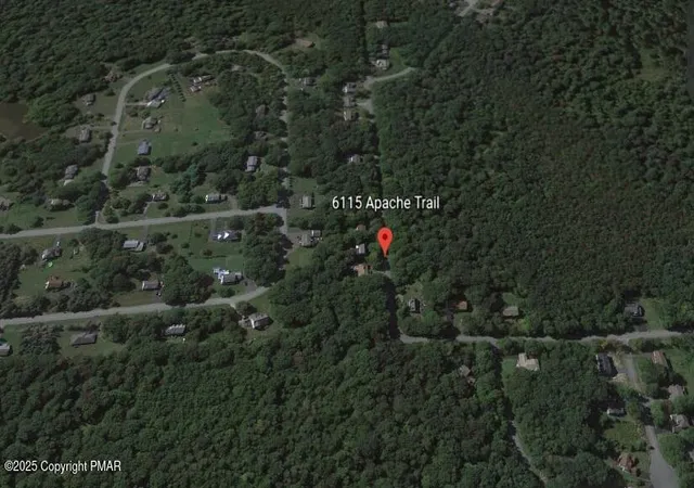 Homes for sale in Tobyhanna, PA | 6115 Apache Trl, Tobyhanna, PA 18466 | MLS# PM-138277