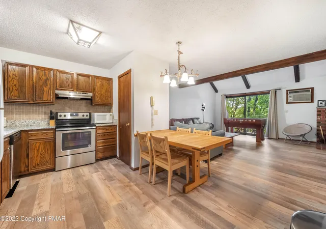 Homes for sale in Tannersville, PA | 84 Cross Country Ln, Tannersville, PA 18372 | MLS# PM-138283