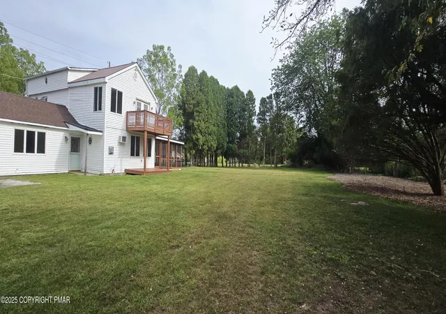 Photo 5 of Single Family Residence at 117 Rinker Rd, Stroudsburg, PA 18360 | MLS# PM-138297 | | Sold on 2026-04-30