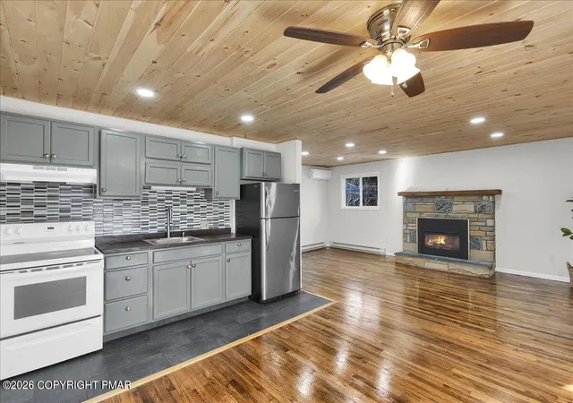 Homes for sale in Pocono Lake, PA | 309 Selig Rd, Pocono Lake, PA 18347 | MLS# PM-138303