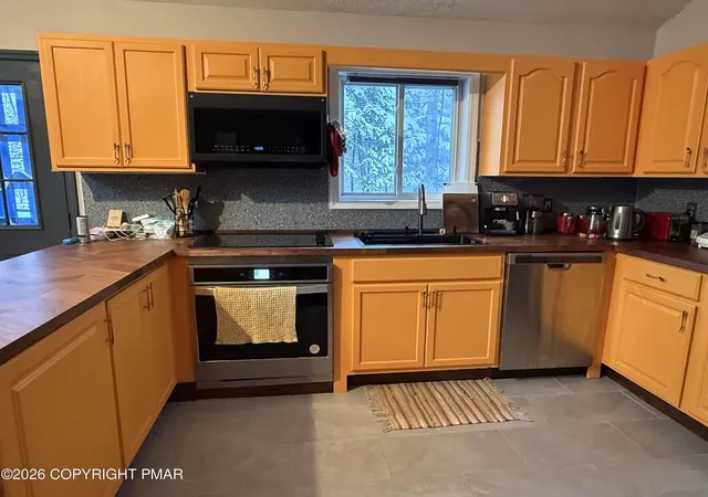4th image of 122 Spencer Ln, Albrightsville, PA 18210 | MLS# PM-138361