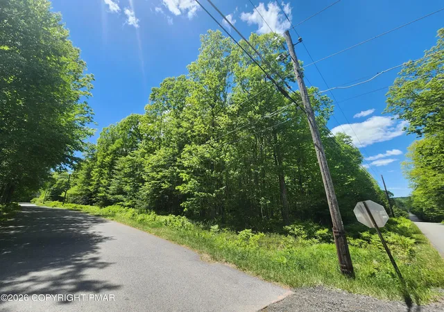 Homes for sale in Jim Thorpe, PA | Lot G554 Drakes Dr, Jim Thorpe, PA 18229 | MLS# PM-138466