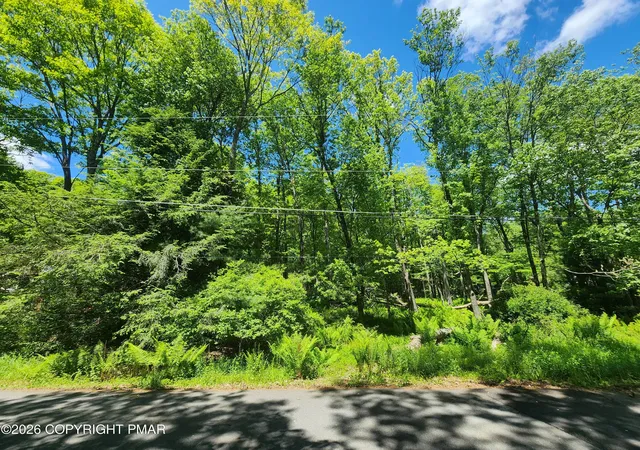 Homes for sale in Jim Thorpe, PA | Lot J698 Autumn Ln, Jim Thorpe, PA 18229 | MLS# PM-138467